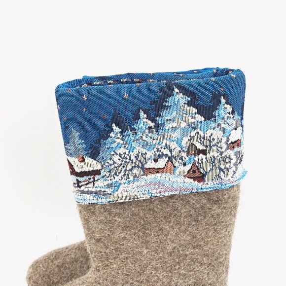 Valenki Russian Felted Wool Boots - Picture 2 of 10